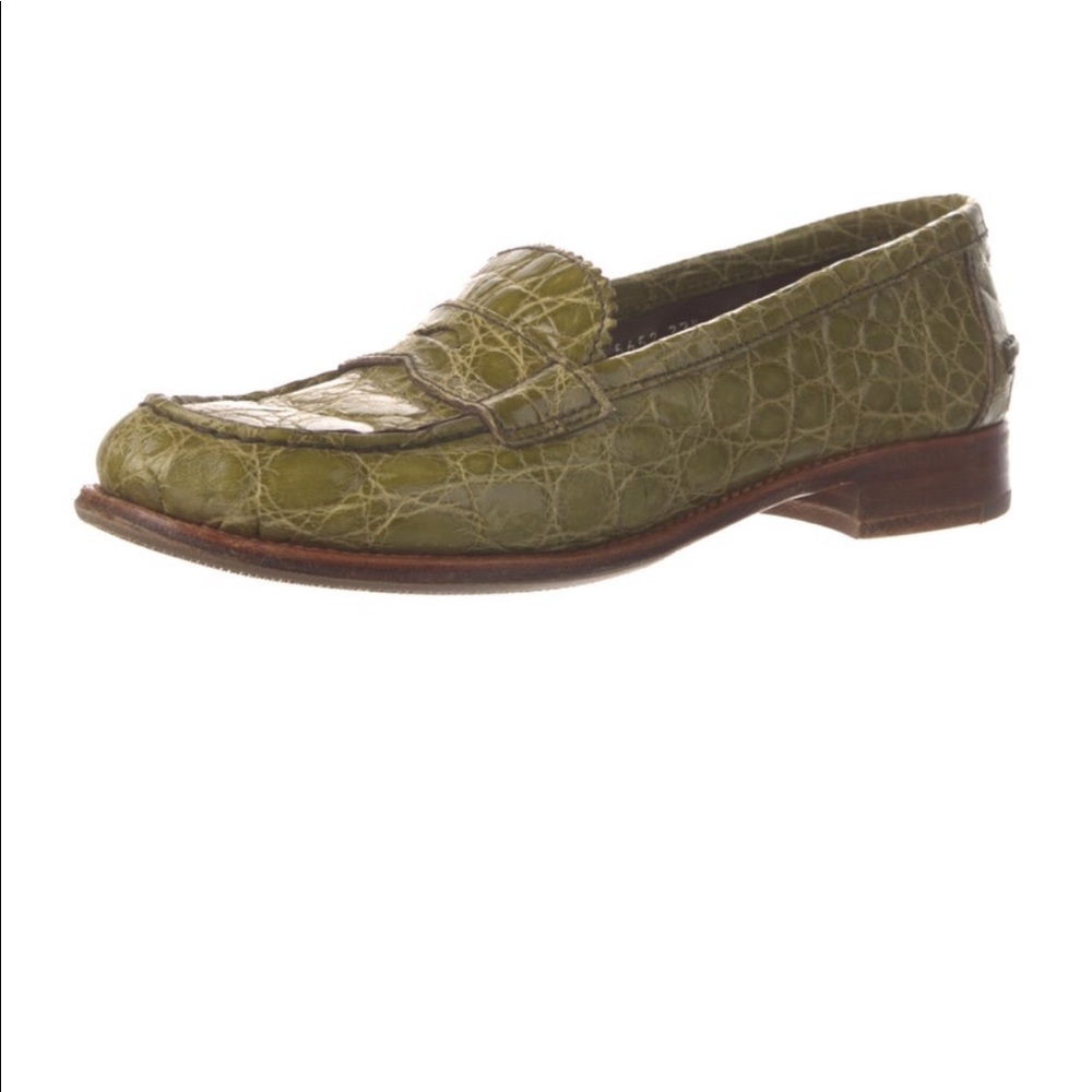 Gorgeous leather Prada loafers